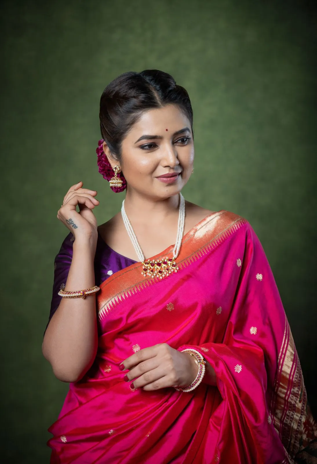 तन्मणी   कानातले  | Tanmani   Earrings