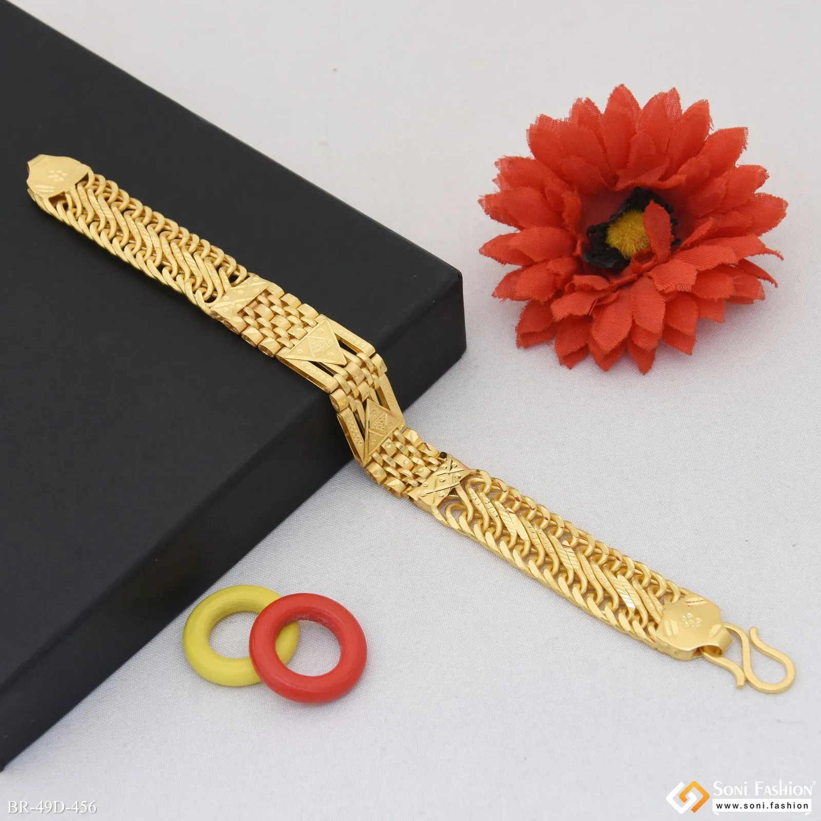 1 Gram Gold Plated Excellent Design Bracelet for Men - Style D456