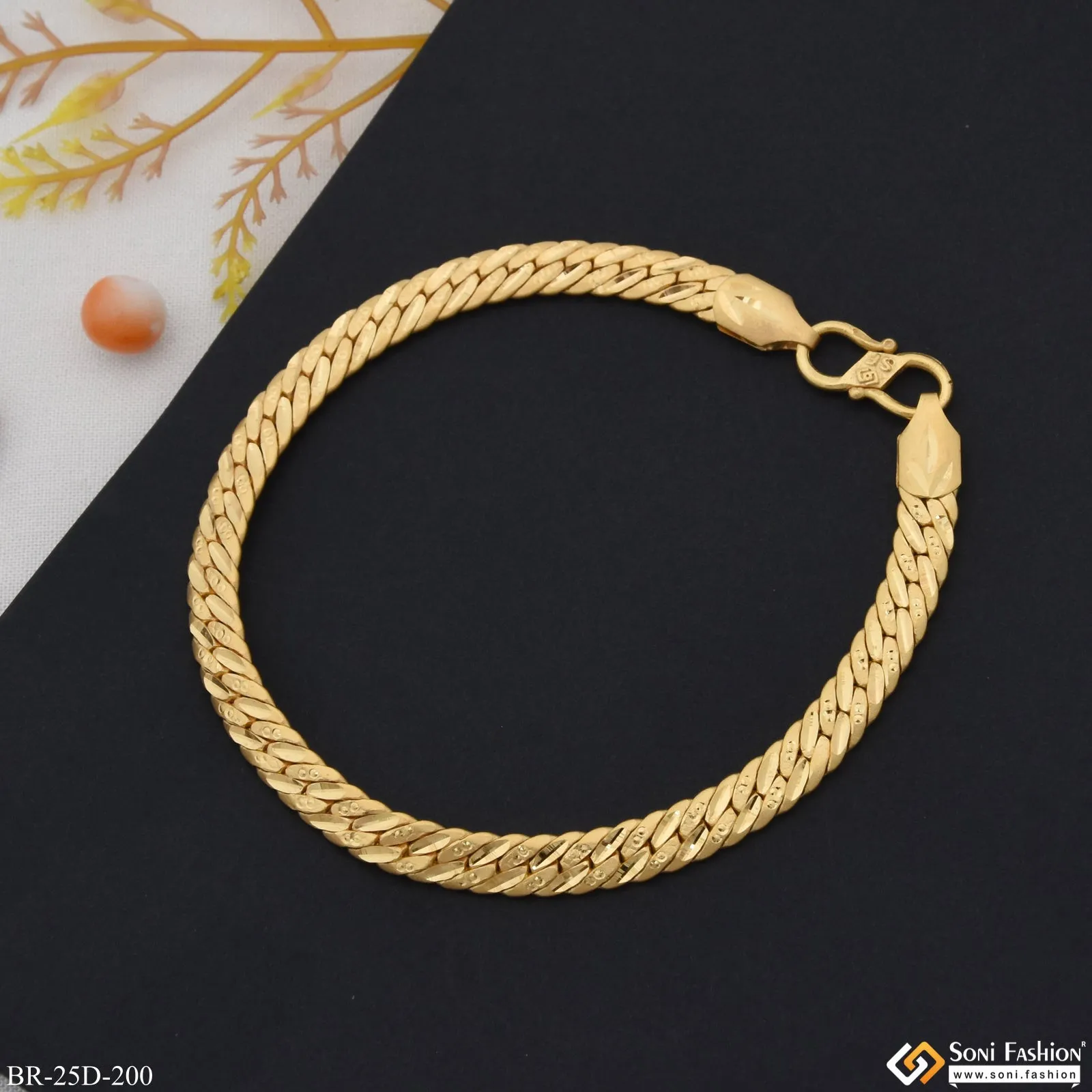 1 Gram Gold Plated Link Attention-Getting Design Bracelet for Men - Style D200