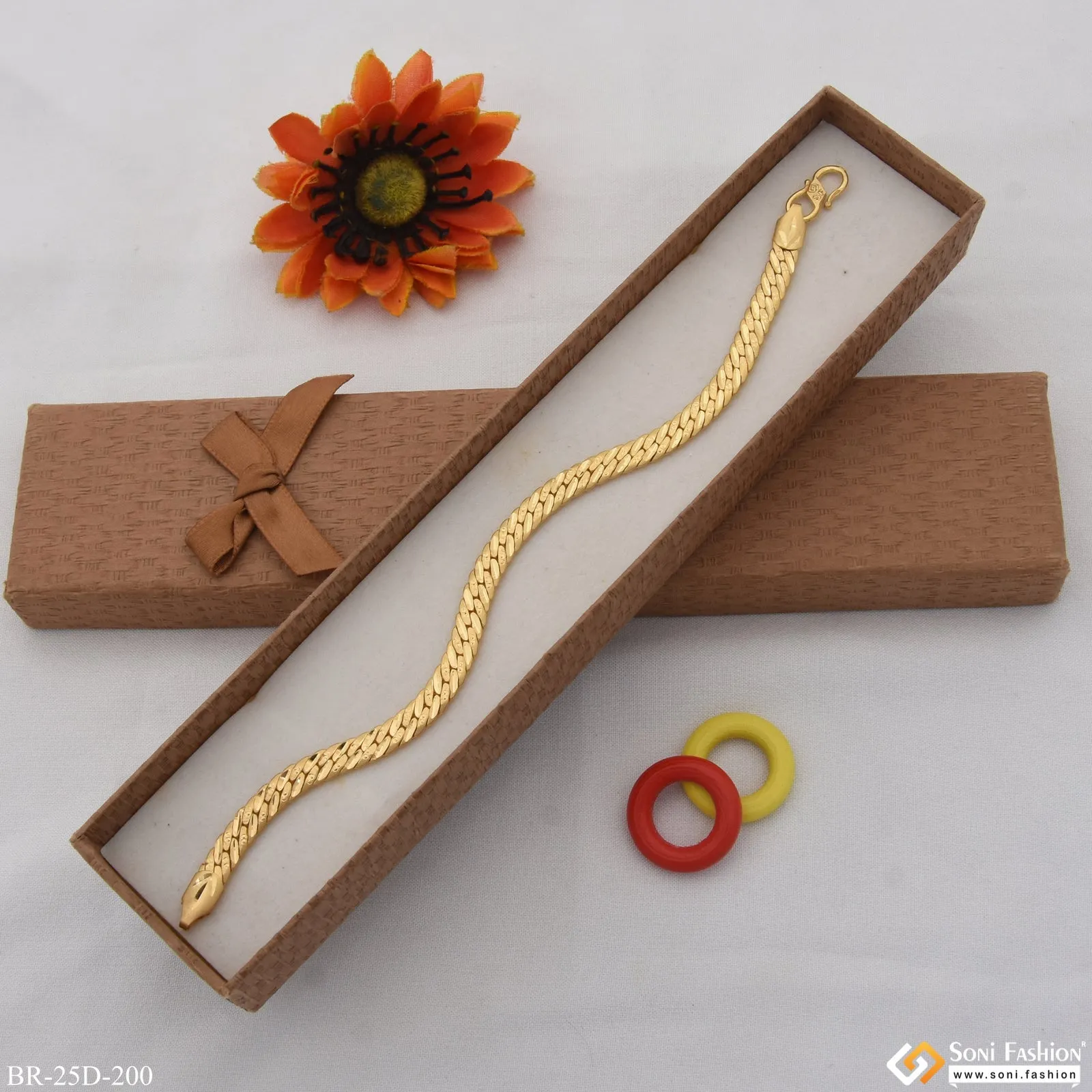 1 Gram Gold Plated Link Attention-Getting Design Bracelet for Men - Style D200