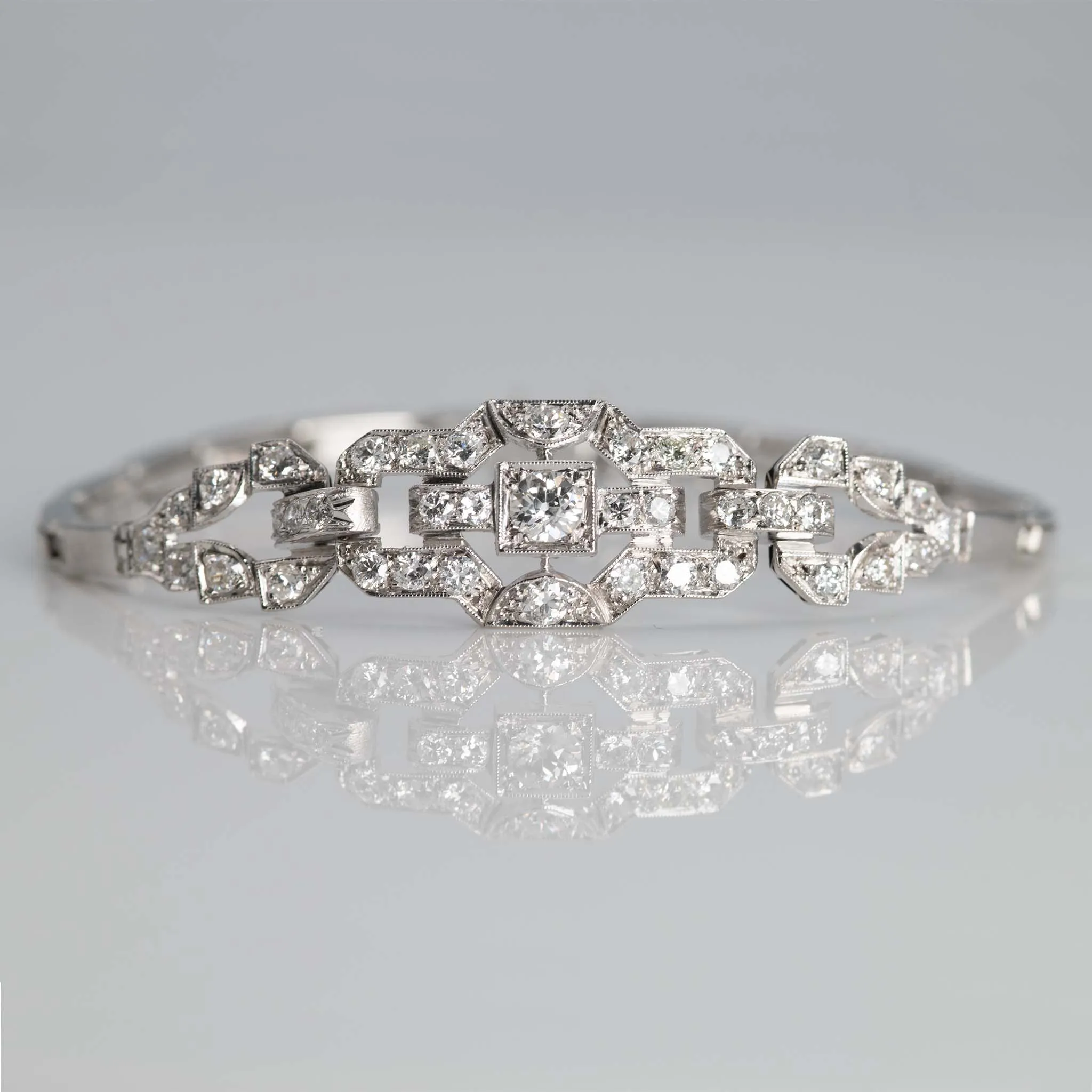 Art Deco Platinum 1.40 carat Diamond Bracelet