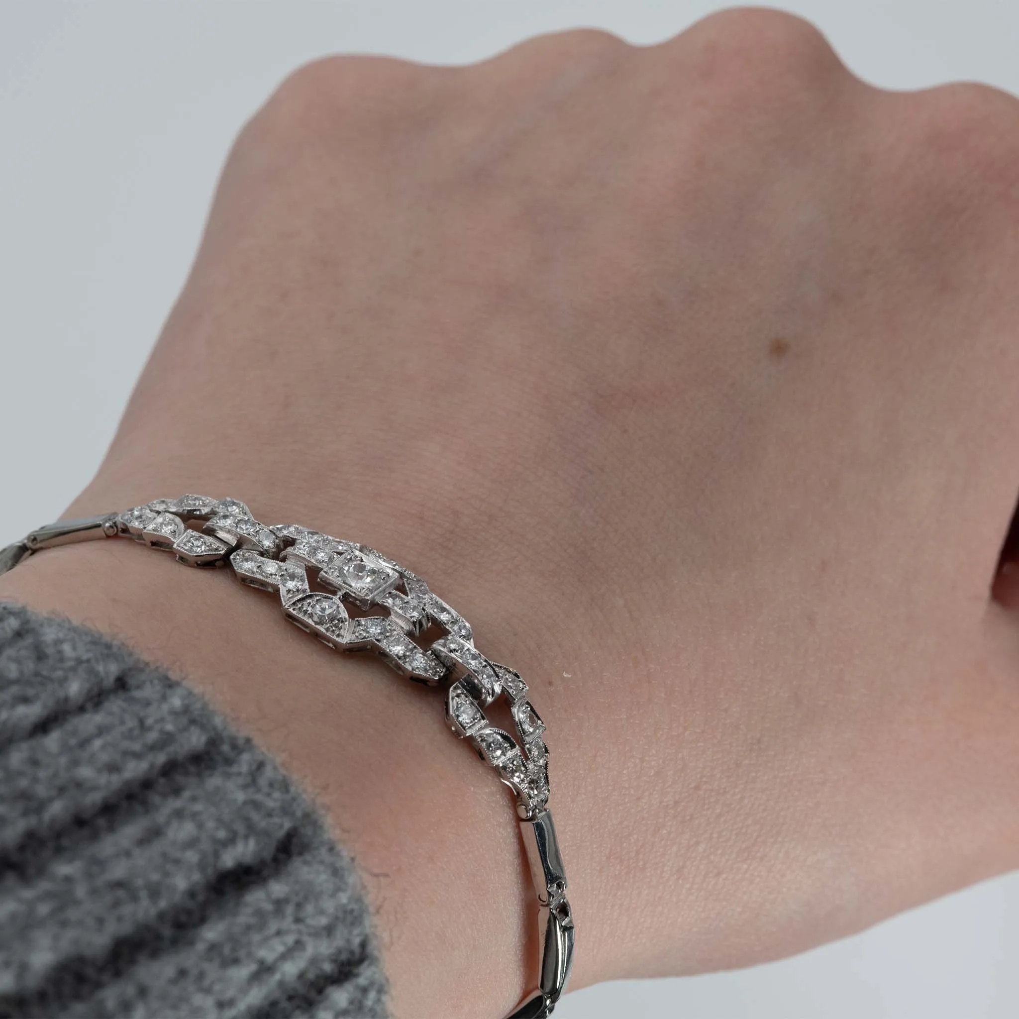 Art Deco Platinum 1.40 carat Diamond Bracelet