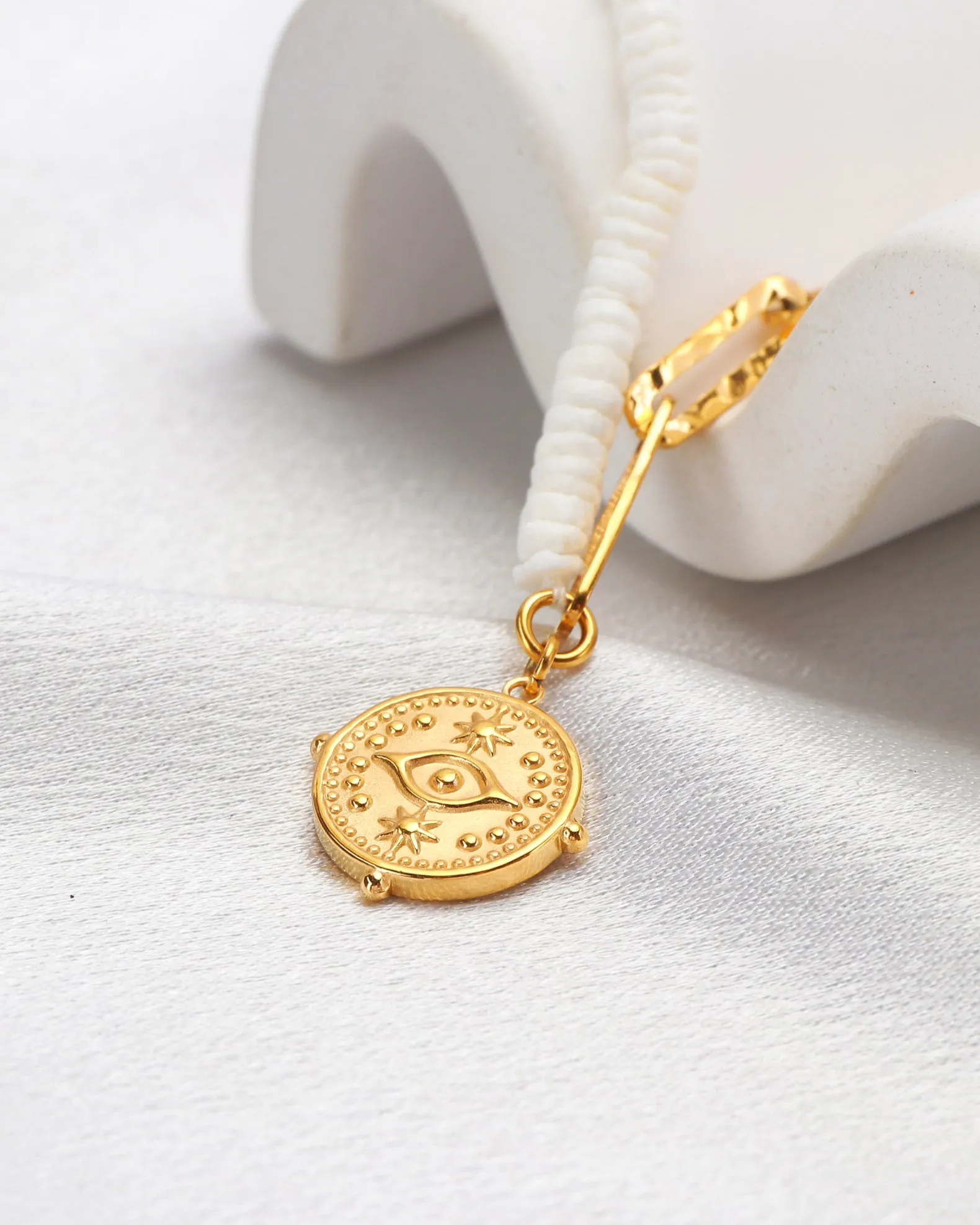 Eye Charm Gold Chain White Shell Bracelet