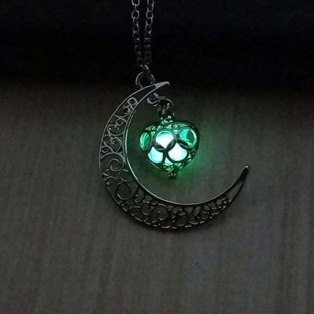 Hot Moon Glowing Necklace