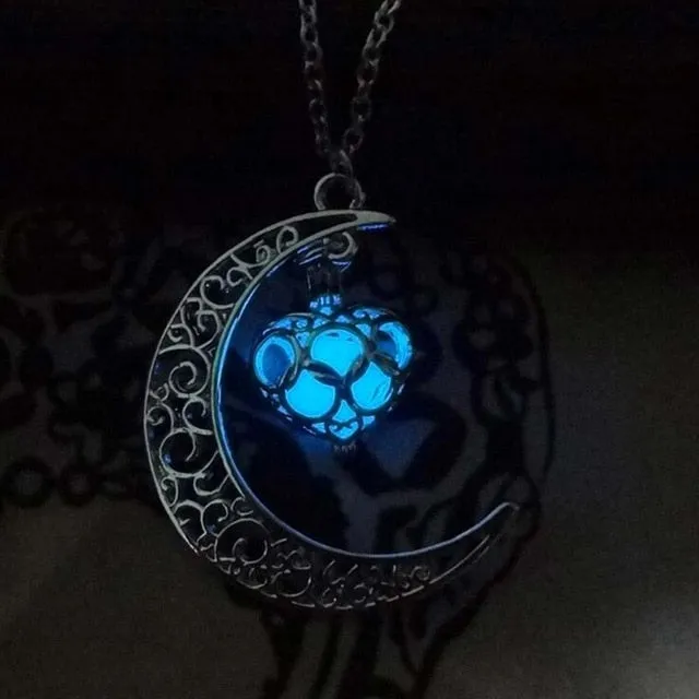 Hot Moon Glowing Necklace