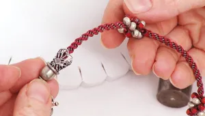 How to Add Filigree Accents to a Kumihimo Project