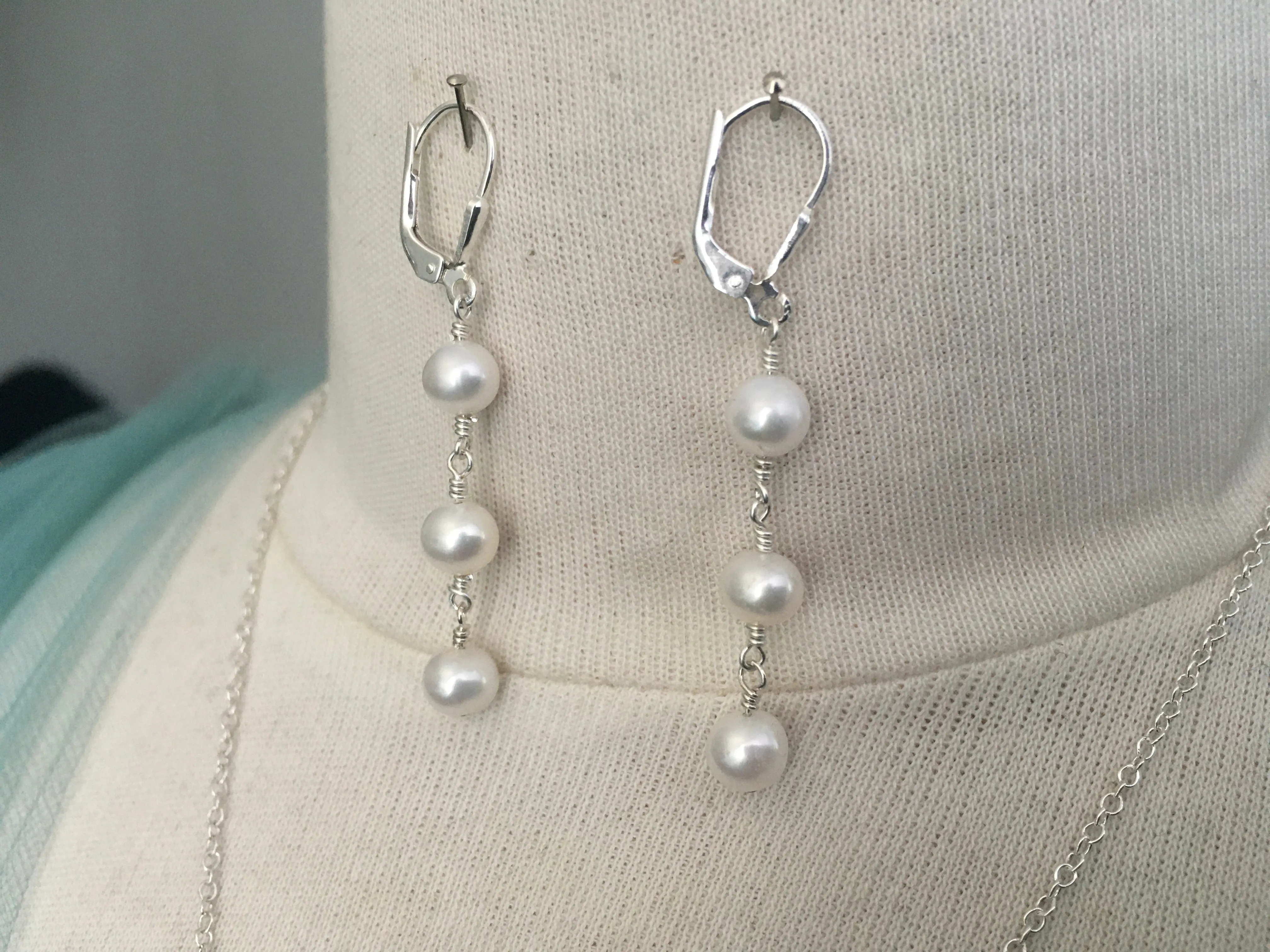 Real Freshwater Pearl Pendant Necklace & Earring Set | Five Pearl Choker | 3 Pearl Dangle Earrings | Bridesmaid Gift