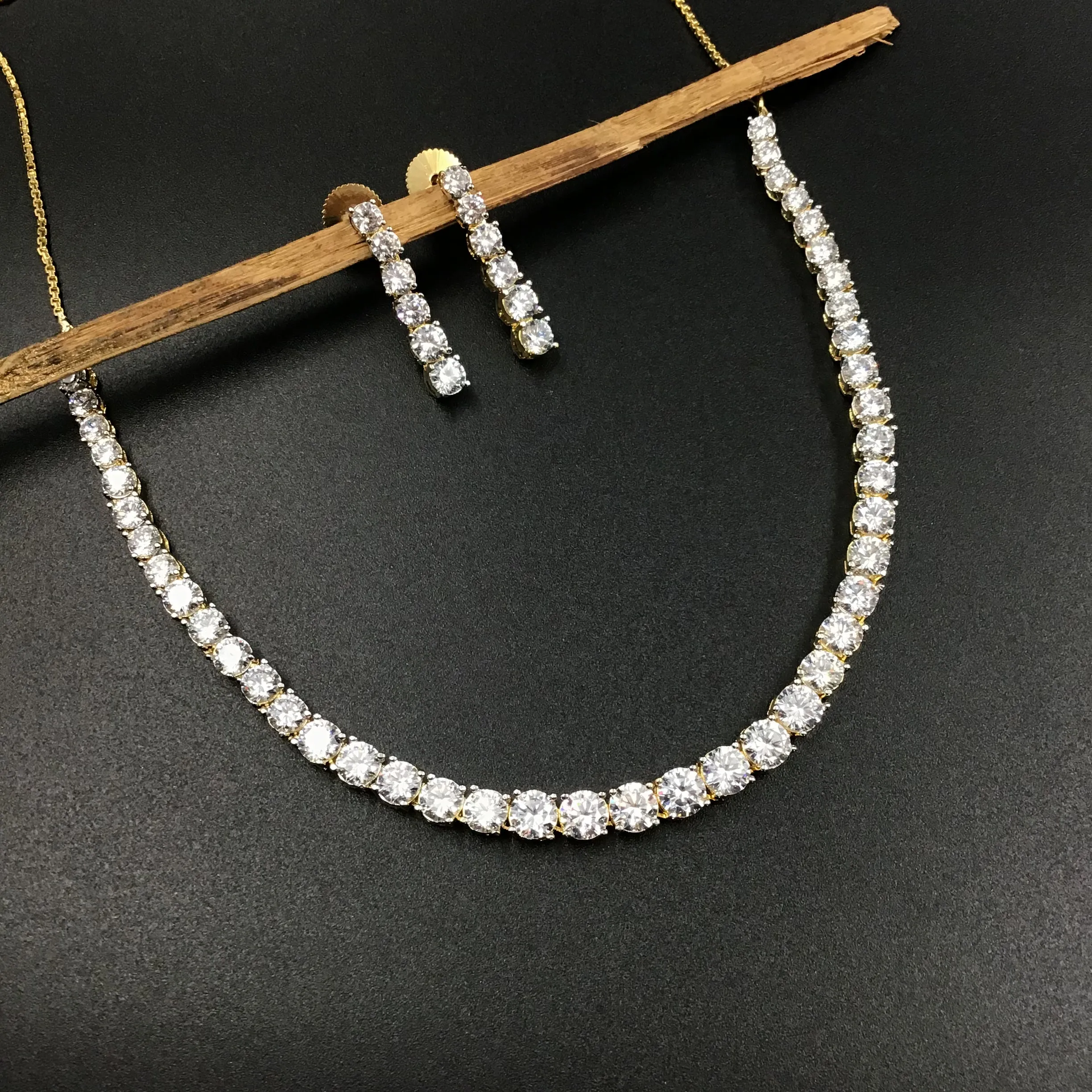 Round Neck Zircon/AD Necklace Set 3167-11