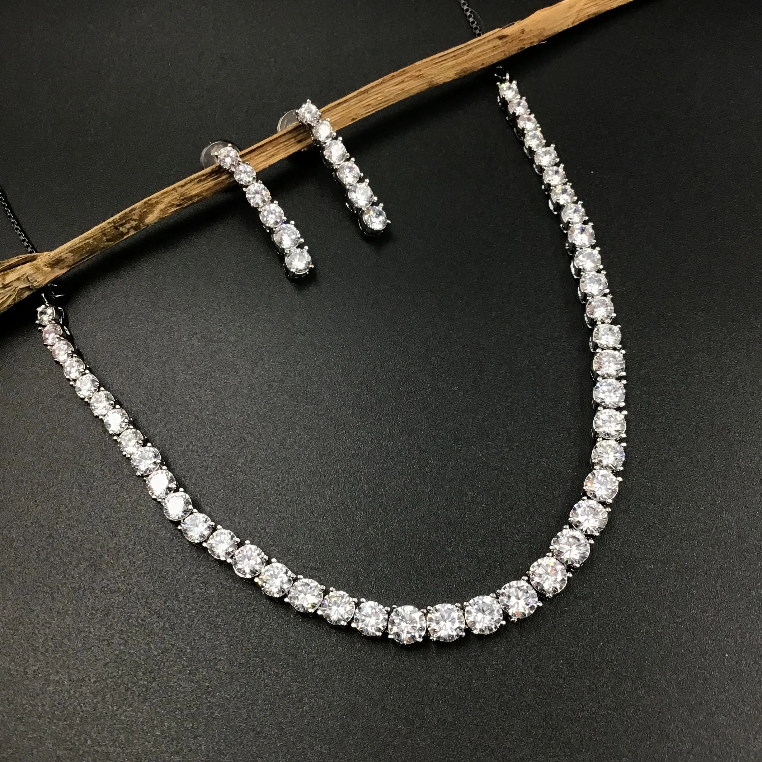 Round Neck Zircon/AD Necklace Set 3167-11