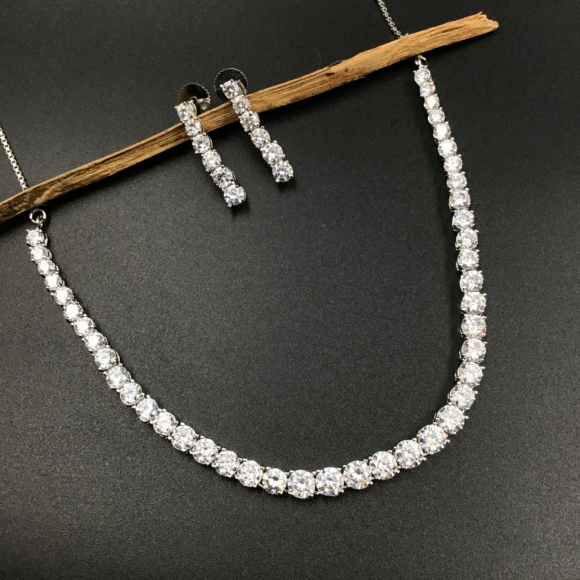 Round Neck Zircon/AD Necklace Set 3167-11