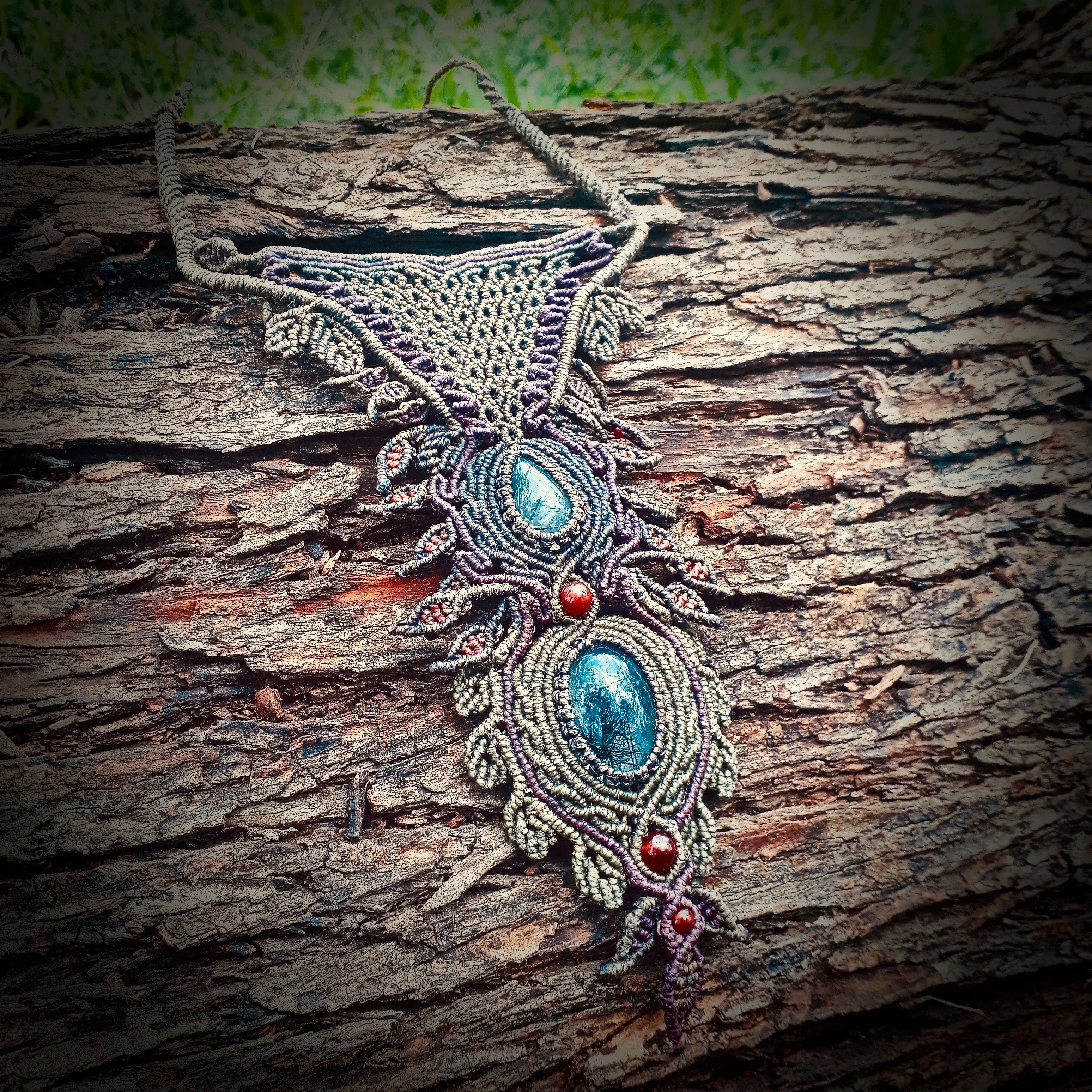 Tourmalinated quartz necklace (unique design)