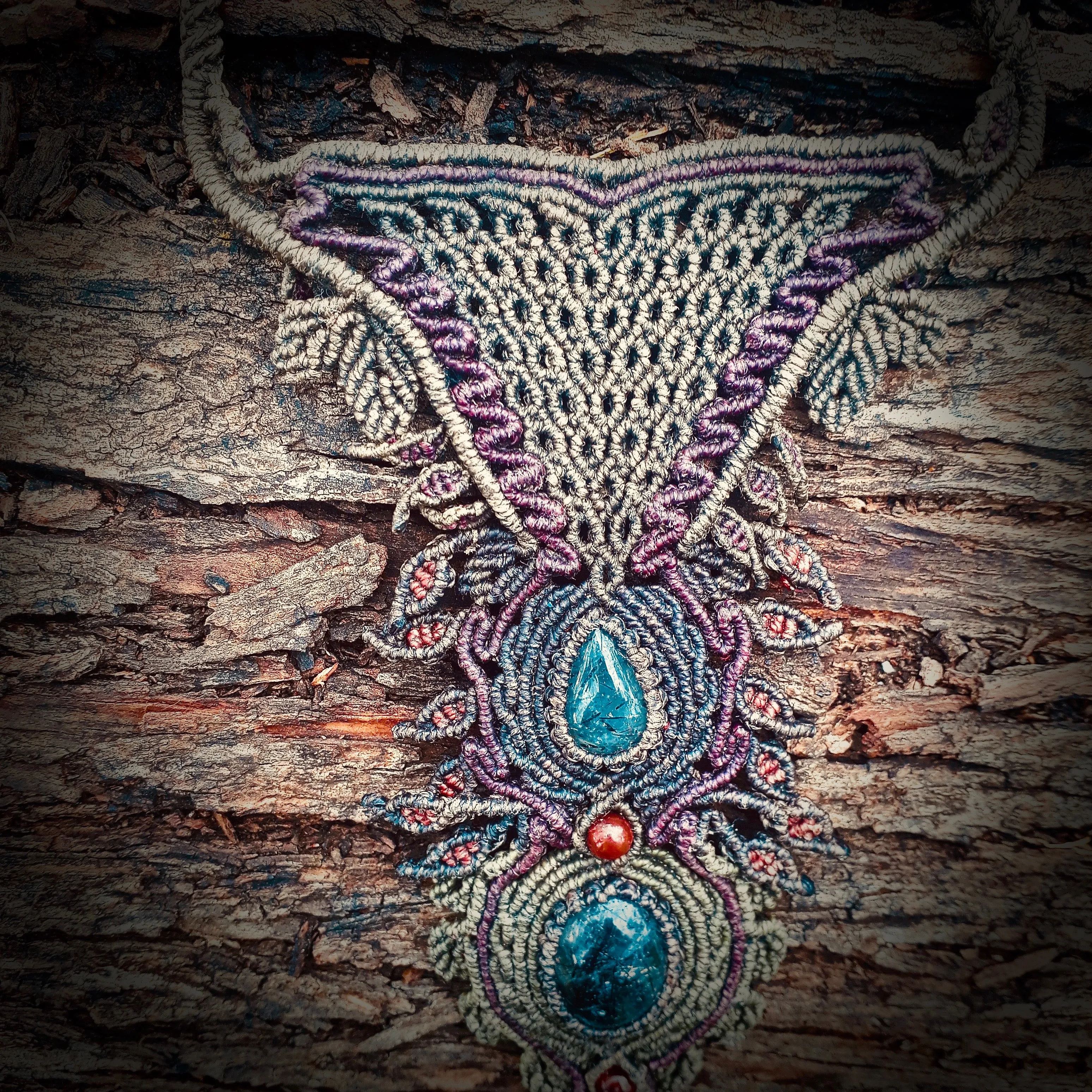 Tourmalinated quartz necklace (unique design)