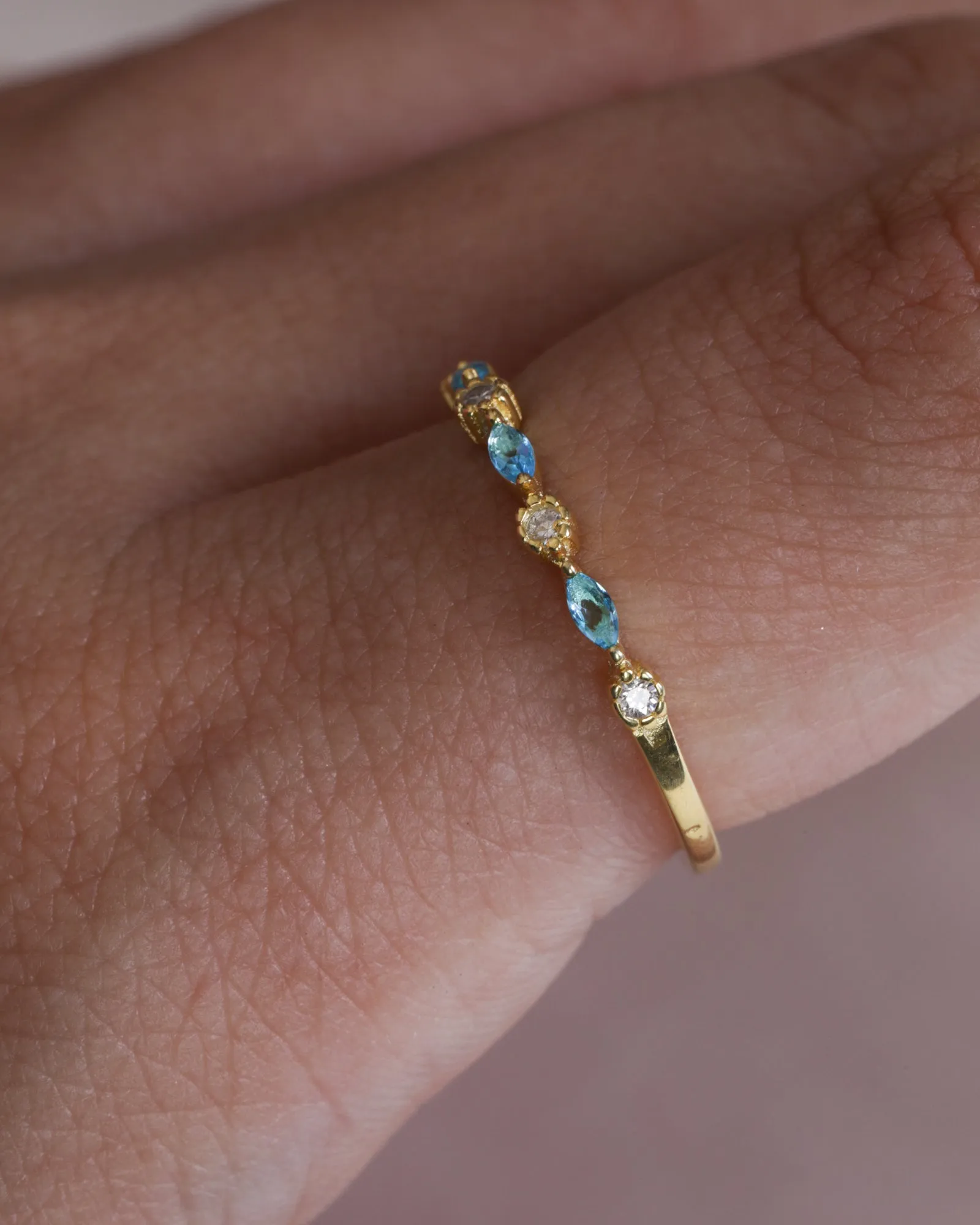 Zircon (093-Aqua) Ring