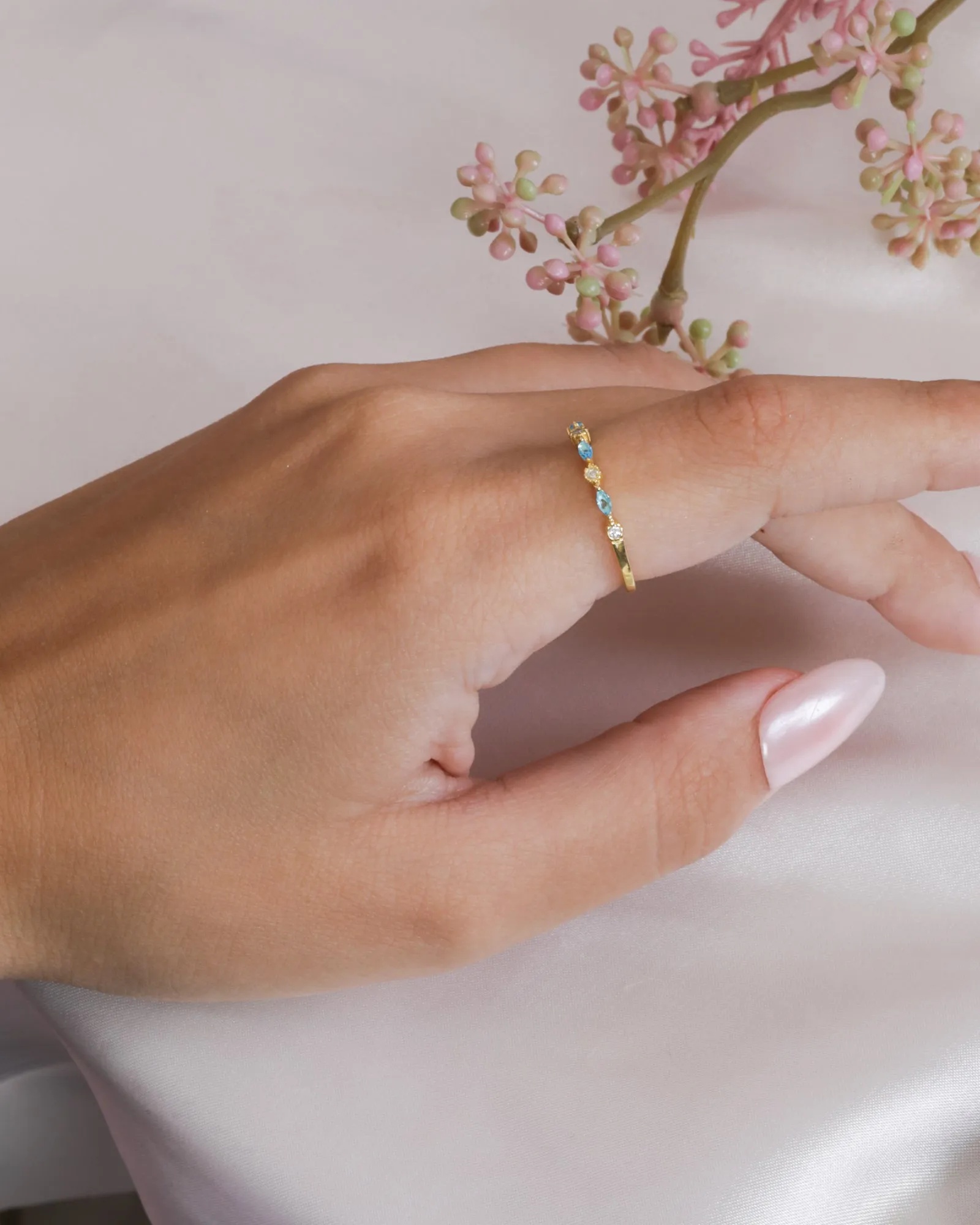 Zircon (093-Aqua) Ring